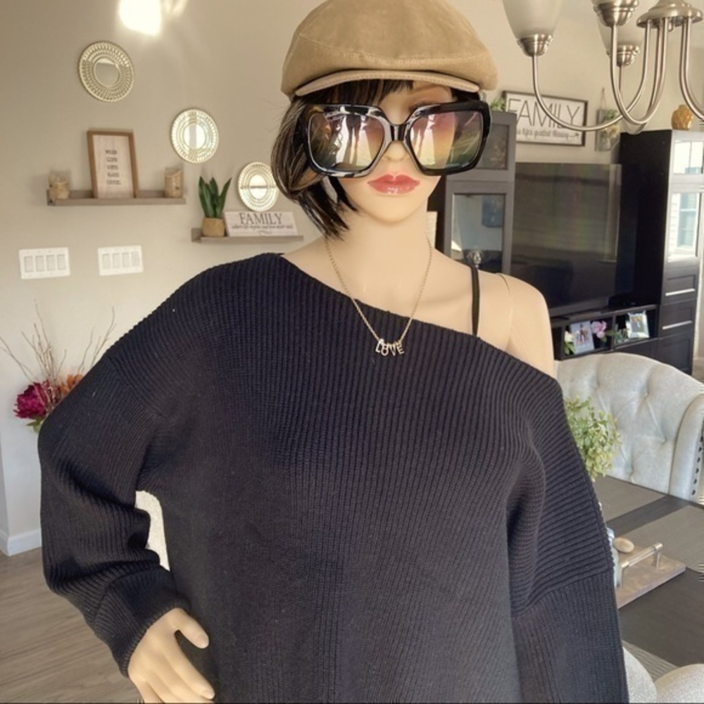 ✨ FrenchConnection knit off shoulder black sweater top XS